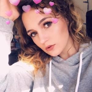 Meet your Posher, Haylee